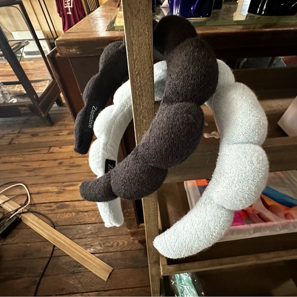 2 headbands. Soft - Picture 3 of 3